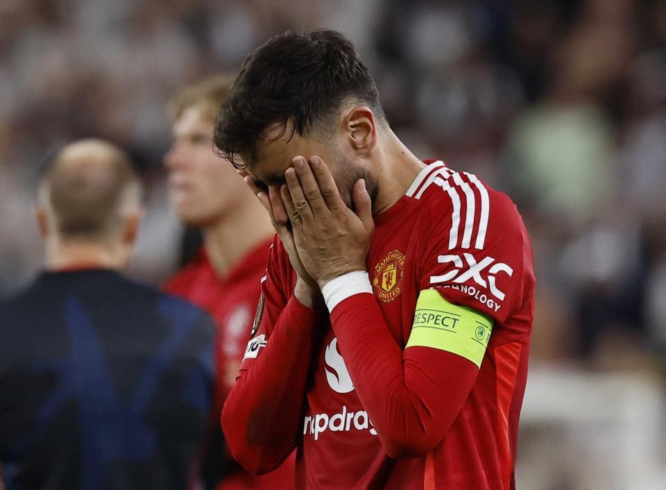 亚博体育-巴黎圣日耳曼巨星伤愈复出即破门，全场球迷沸腾，一个.-亚博体育